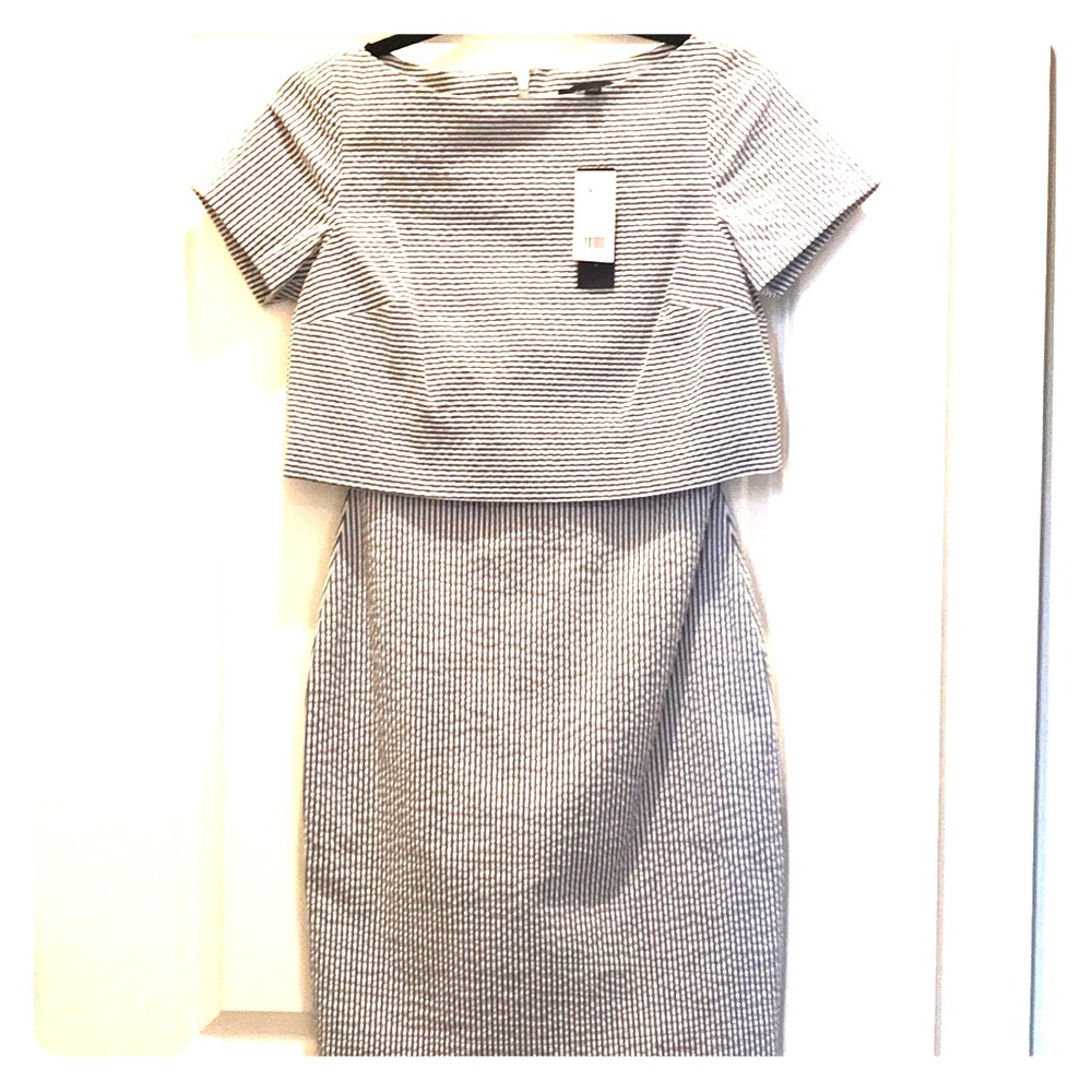 Banana Republic blue and white seersucker dress